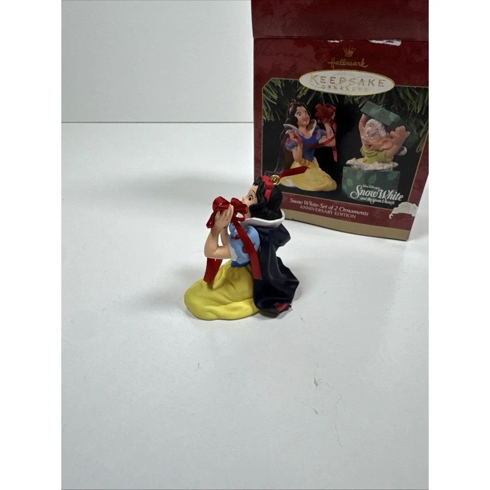 Hallmark Keepsake Disney Snow White Set of 2 Ornaments Anniversary Edition 1997